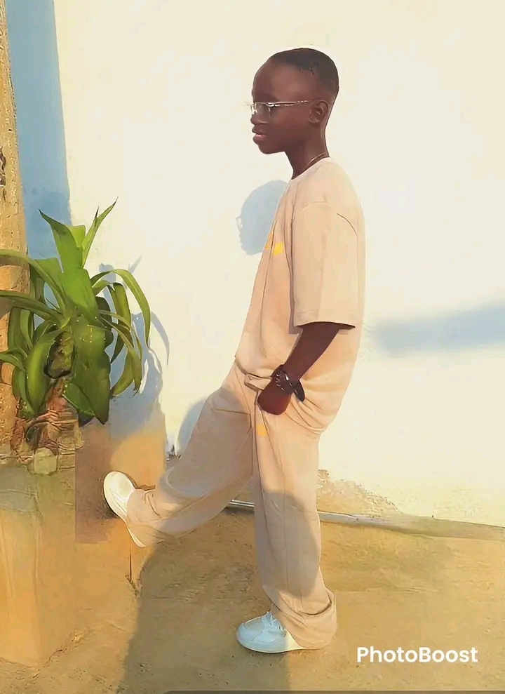 Oluwaseyi 